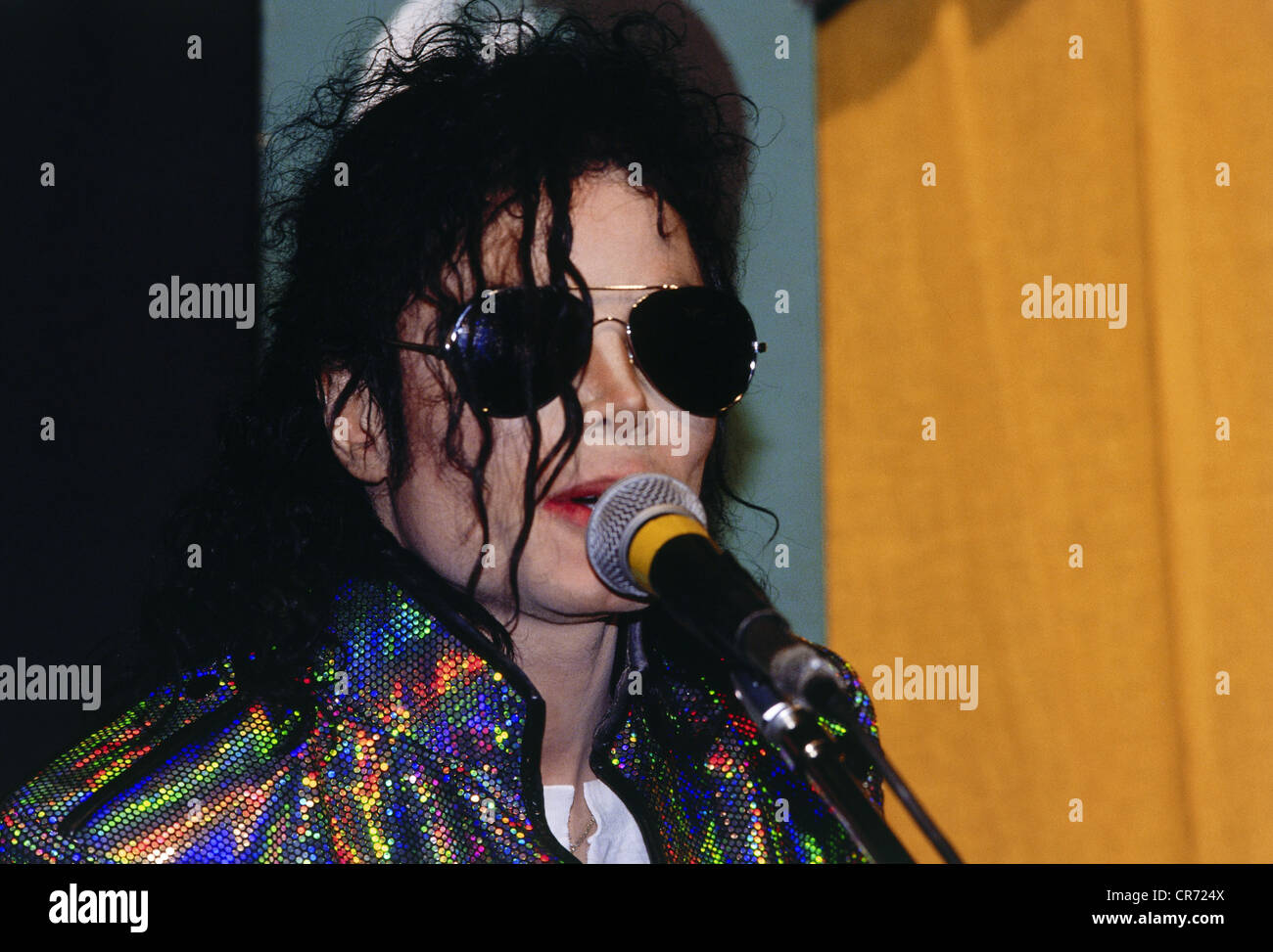 Jackson, Michael, 29.8.1958 - 25.6.2009, musicista americano (cantante pop), pubblico durante il suo concerto, Olympiastadion, Monaco, Germania, 28.6.1992, Foto Stock