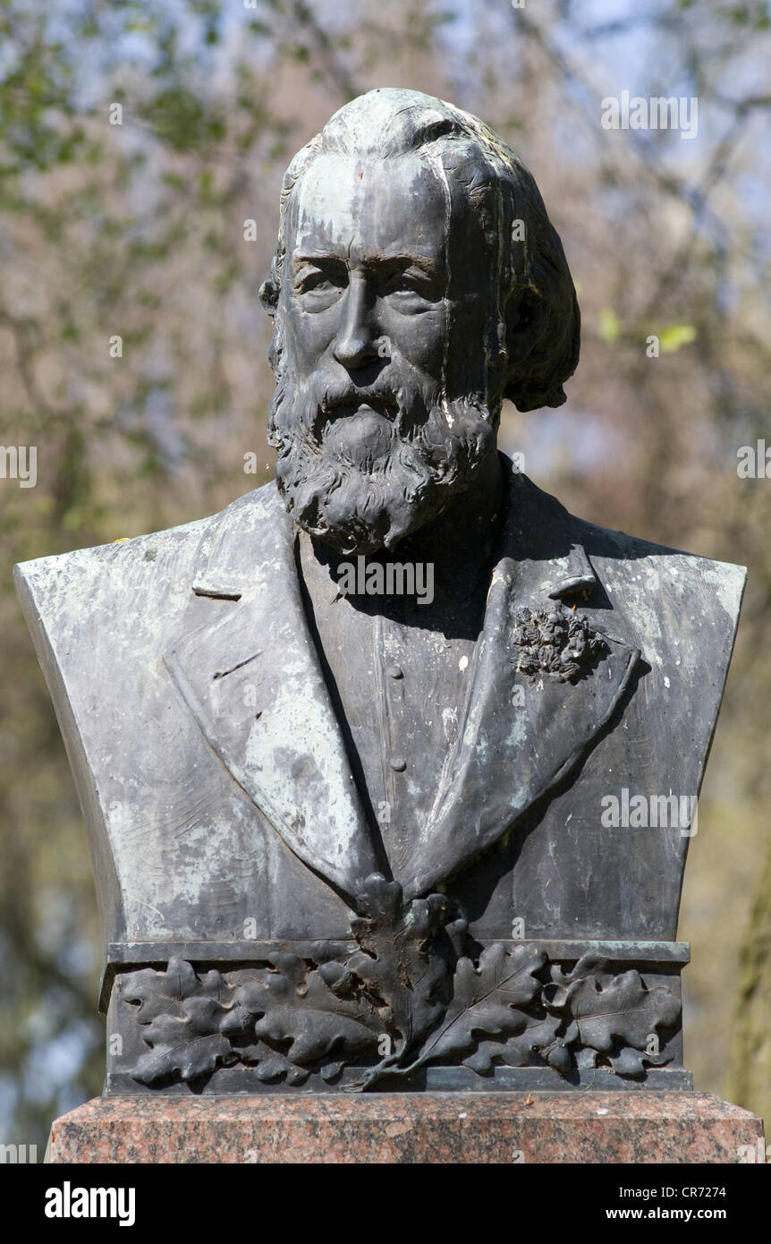 Storm, Theodor, 14.9.1817 - 4.7.1888, autore/scrittore tedesco (poeta), busto, scultura, Schlosspark Husum, Foto Stock