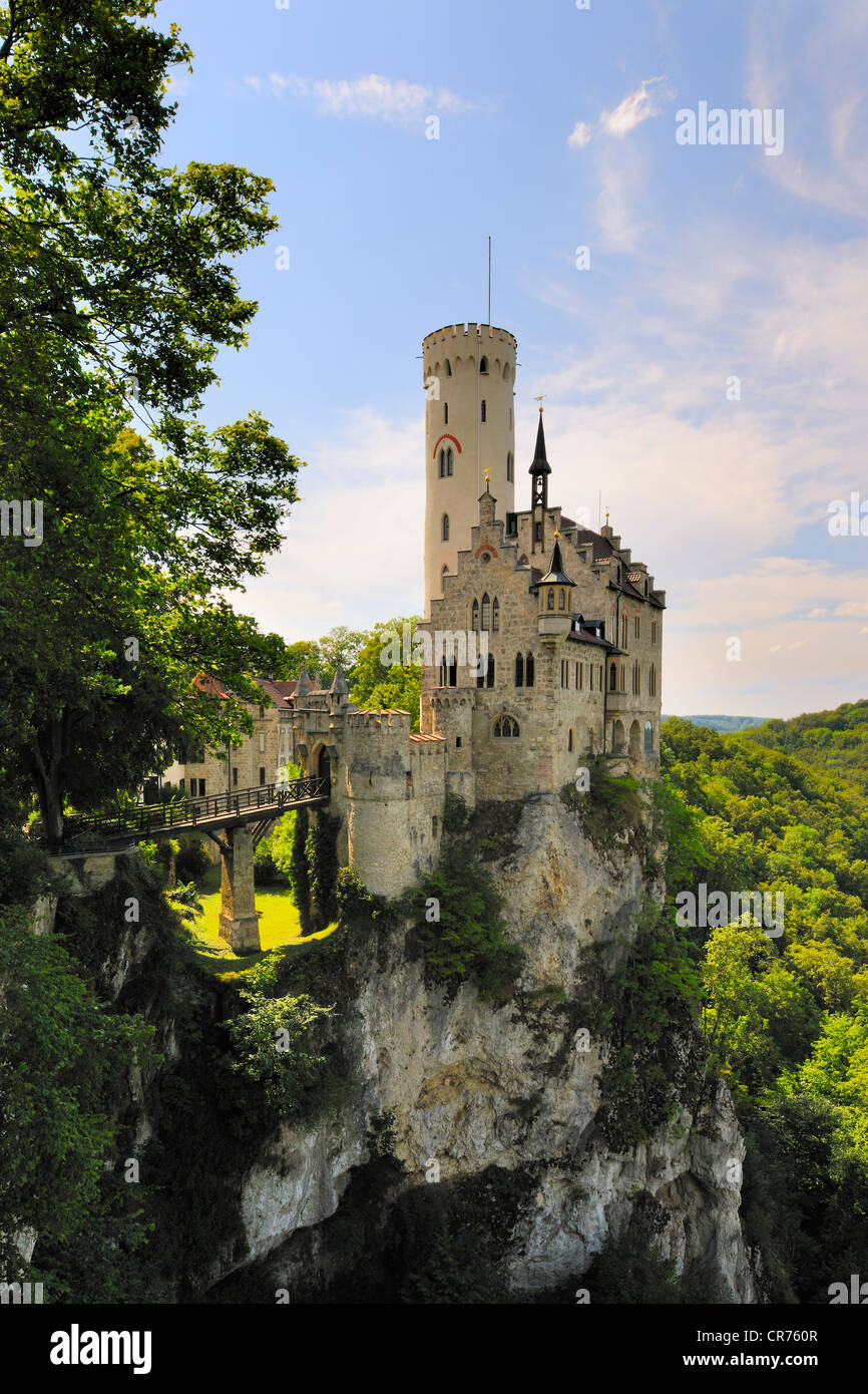 Schloss Castello di Lichtenstein vicino a Reutlingen, Svevo, Baden-Wuerttemberg, Germania, Europa PublicGround Foto Stock