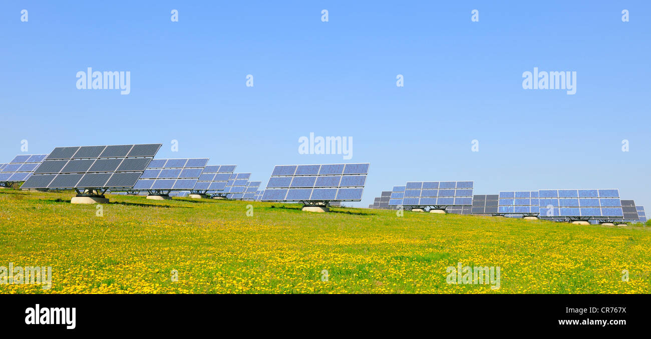 Impianto fotovoltaico, pannelli solari Foto Stock