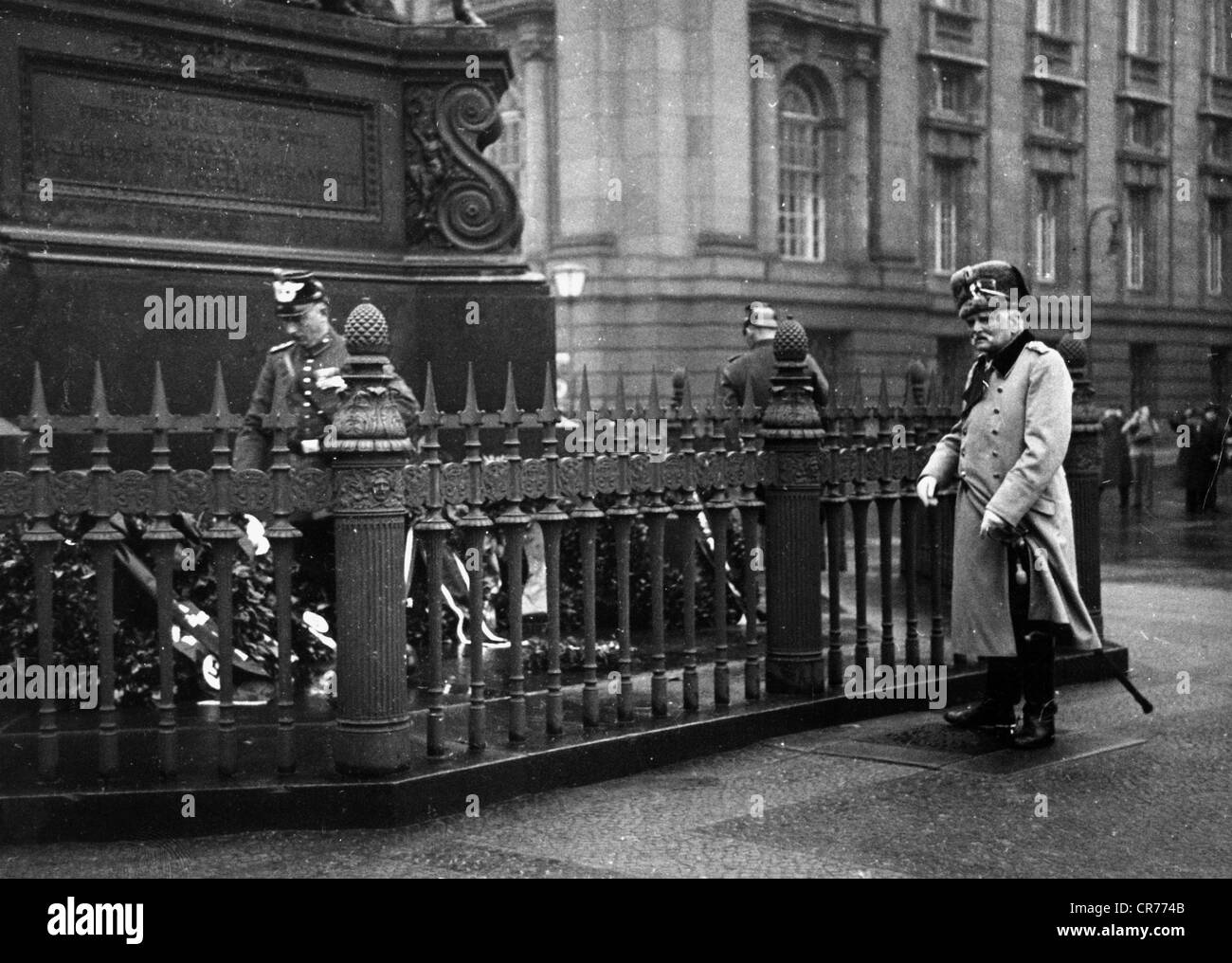 Mackensen, August von, 6.12. 1849-8.11.1945, generale tedesco, al memoriale del re Federico II 'il Grande', Berlino, 24.1.1935, Foto Stock