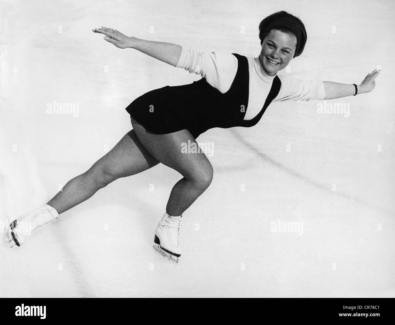 Seyfert, Gabriele "Gaby', * 23.11.1948, tedesco figura skater, durante il Campionato Europeo di Vaesteras, Svezia, 22.1.1968, Foto Stock
