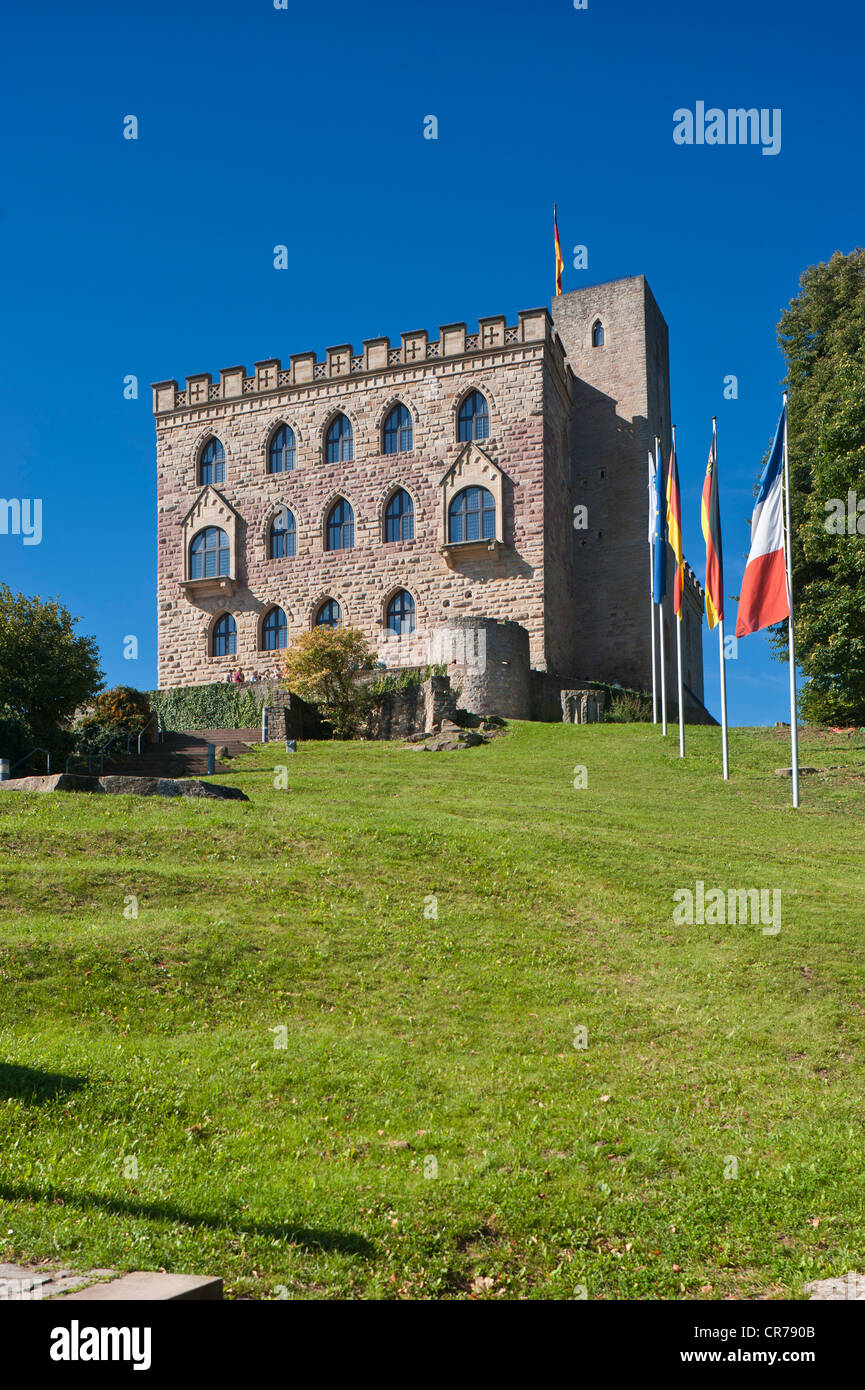 Hambach Castle, Hambach, Itinerario dei vini tedeschi o Sud della Strada del Vino, Palatinato, Renania-Palatinato, Germania, Europa Foto Stock