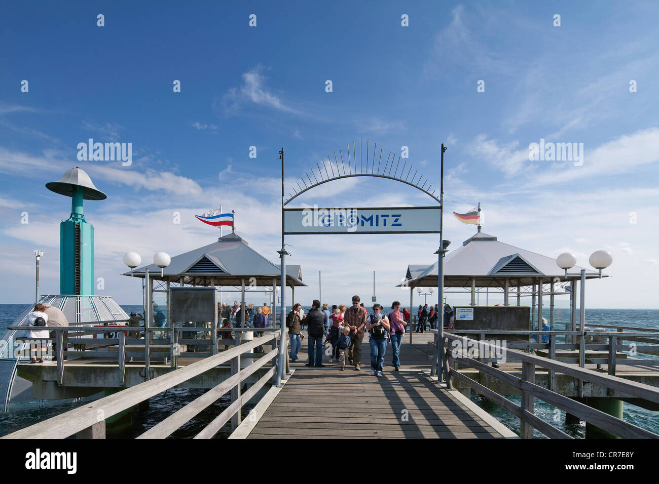 Groemitz Pier, Mar Baltico resort città di Ostseebad Groemitz, Schleswig-Holstein, Germania, Europa Foto Stock