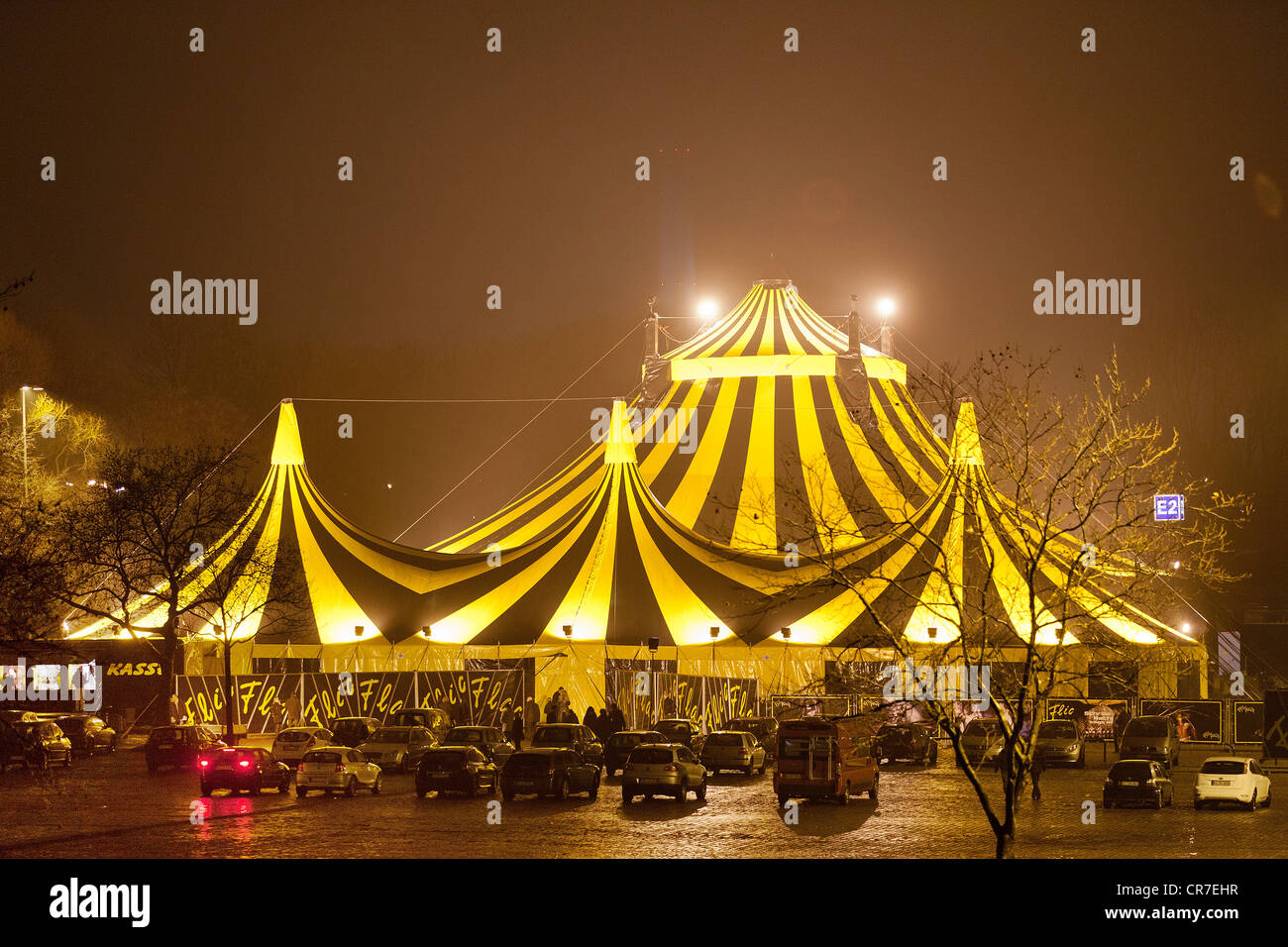 1pc Sfondo Fotografico Circo Tende Rosse Stelle Notturne - Temu Italy