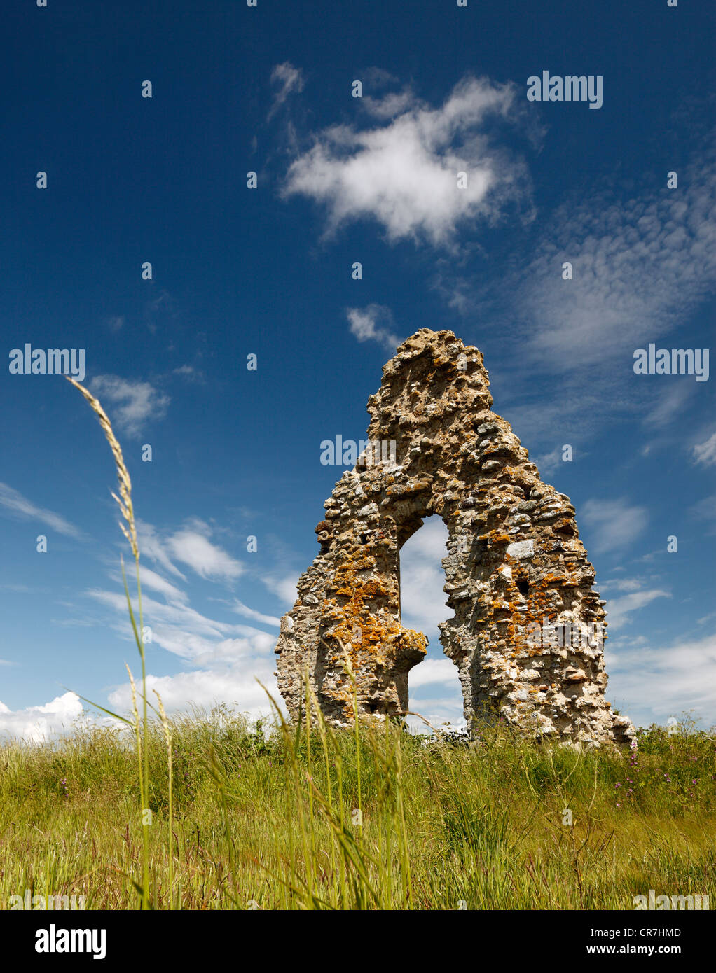 Midley chiesa rimane, Romney Marsh, Kent, Inghilterra, Regno Unito. Foto Stock