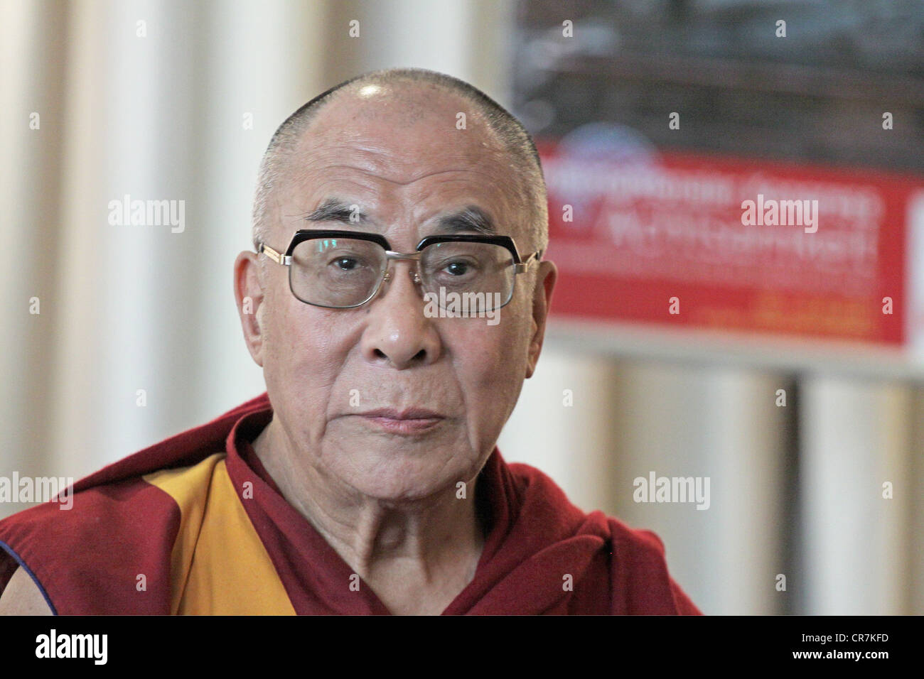 Tenzin gyatso immagini e fotografie stock ad alta risoluzione - Alamy