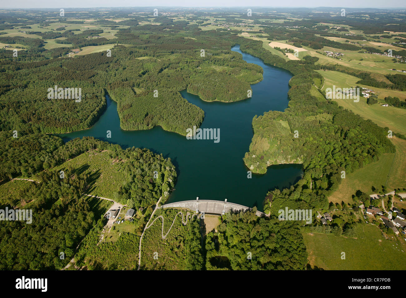Vista aerea, Neyetalsperre dam, Wipperfuerth, Oberbergischer Kreis distretto, Renania settentrionale-Vestfalia, Germania, Europa Foto Stock