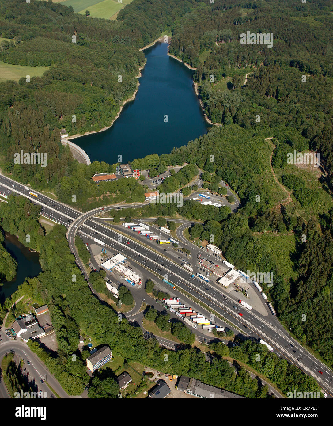 Vista aerea, Eschbachtal Dam, Remscheid, Renania settentrionale-Vestfalia, Germania, Europa Foto Stock