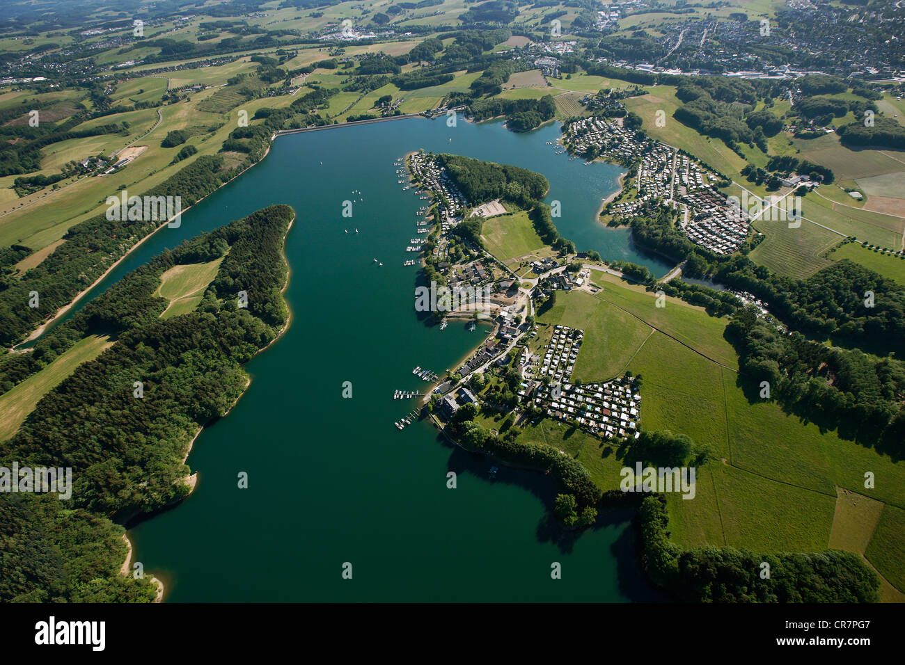Vista aerea, Bevertalsperre dam, Hueckeswagen, Radevormwald, Oberbergischer Kreis distretto, Renania settentrionale-Vestfalia Foto Stock