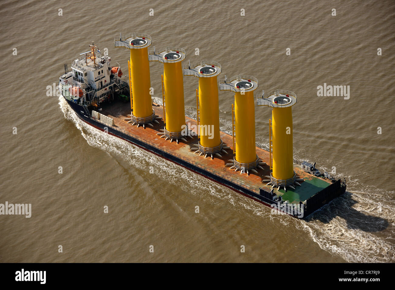 Vista aerea, Aura Turka freighter, ingresso al canale di Kiel, Dithmarschen, Schleswig-Holstein, Germania, Europa Foto Stock