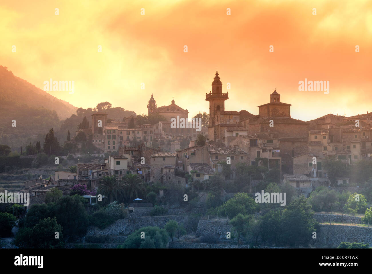 Isole Baleari Spagna, Mallorca, Valldemossa villaggio di montagna Foto Stock