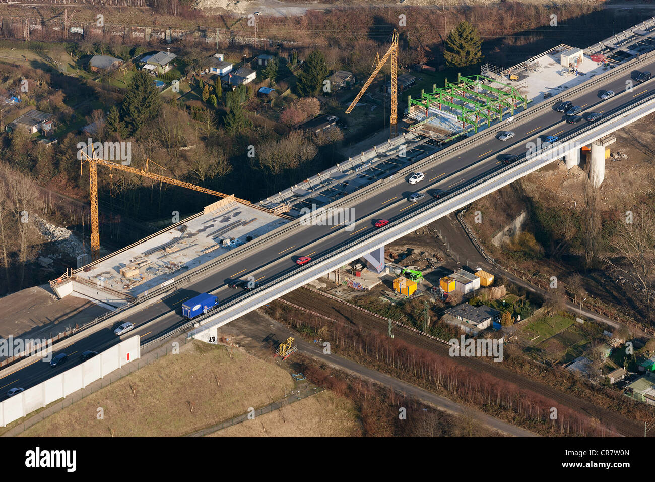Vista aerea, Schnettcurbruecke bridge, Ruhrschnellweg, traffico, espansione A40, B1, Dortmund, Ruhrgebiet regione Foto Stock
