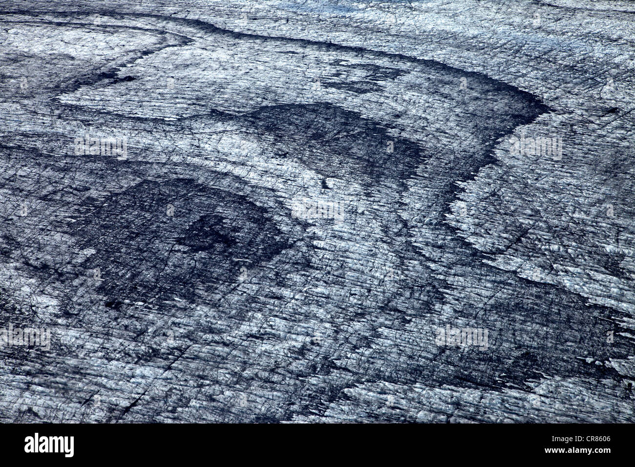 Vista aerea, strutture di cenere dal vulcano grimsvoetn nel ghiaccio del ghiacciaio vatnajoekull, sud Islanda, europa Foto Stock