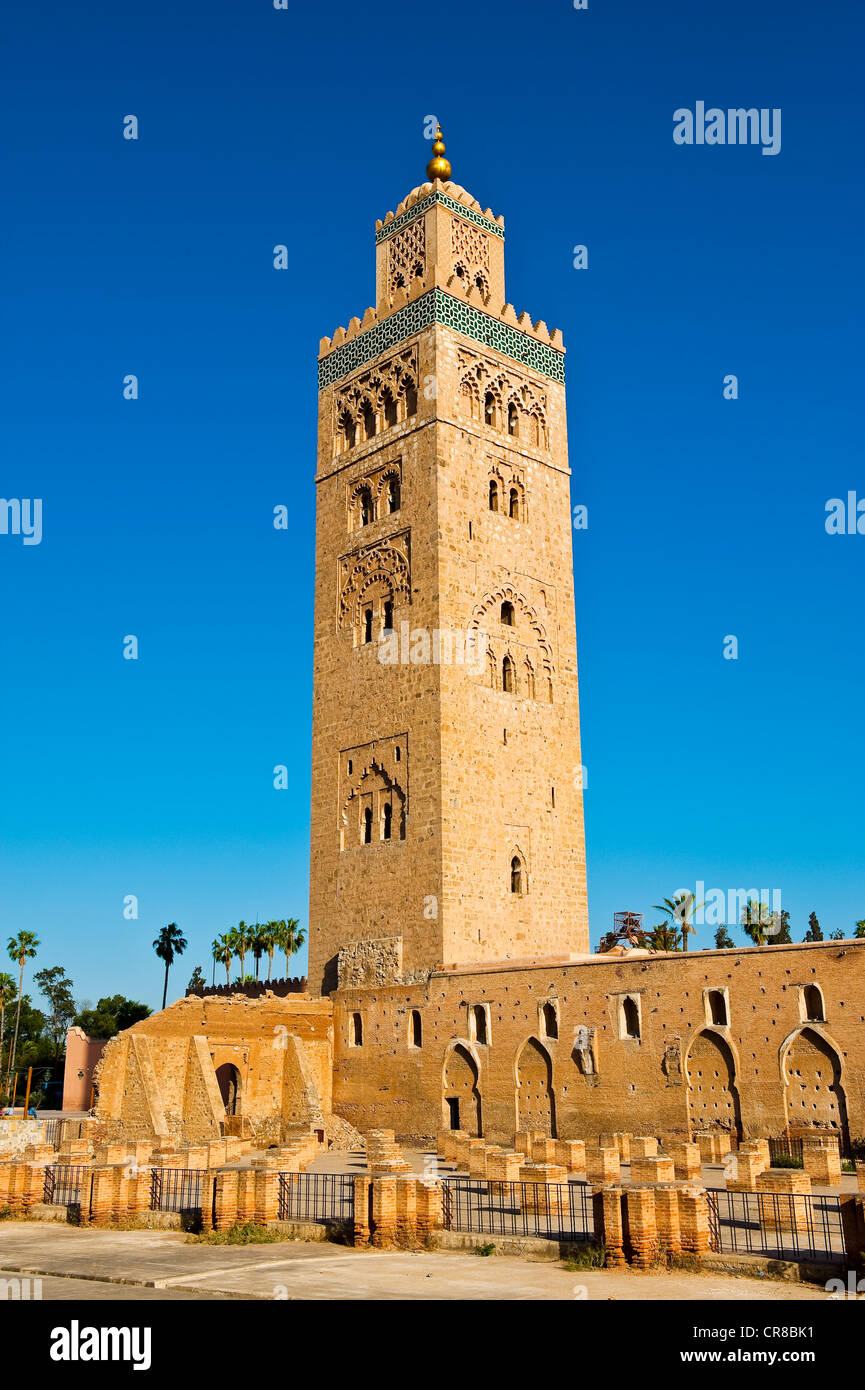 Il Marocco, Alto Atlante, Marrakech città imperiale, medina Patrimonio Mondiale dell'UNESCO, la Moschea di Koutoubia edificata nel XII secolo, Foto Stock