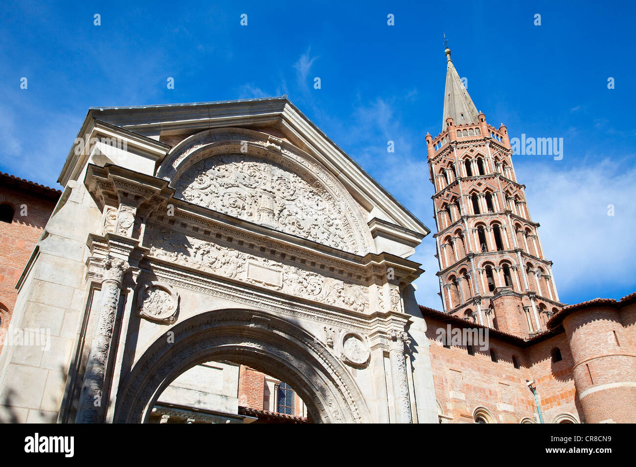 Francia, Haute Garonne, Tolosa, un arresto su El Camino de Santiago, Saint Sernin Basilica Foto Stock