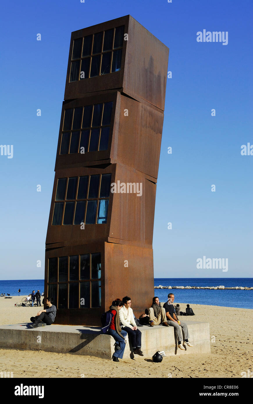 In Spagna, in Catalogna, Barcellona, l'Estel Ferit (feriti Shooting Star), installazione d arte da Rebecca Horn lungo Barceloneta Beac Foto Stock