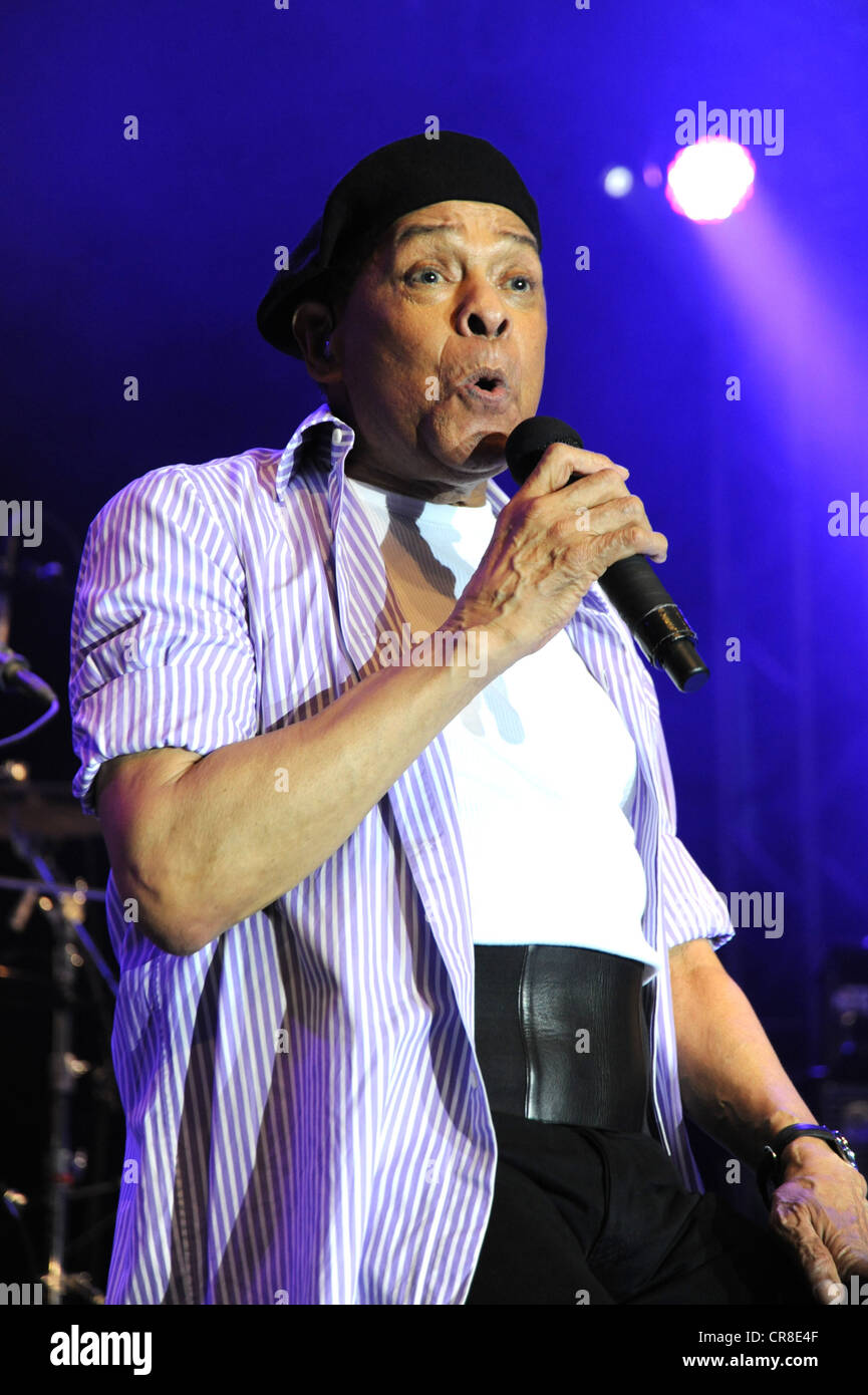 Al Jarreau effettuando al Jazz sul Danubio jazz festival in Straubing, Baviera, Germania, Europa Foto Stock