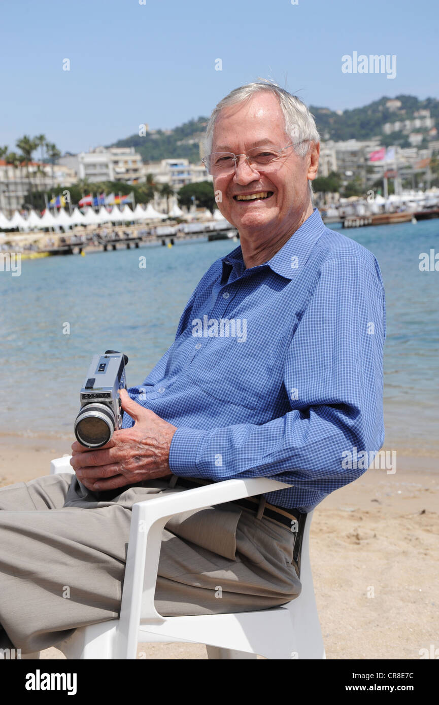Roger Corman durante una foto op per il grande Fix, Palais des Festivals, 64th International Film Festival di Cannes, Francia, Europa Foto Stock