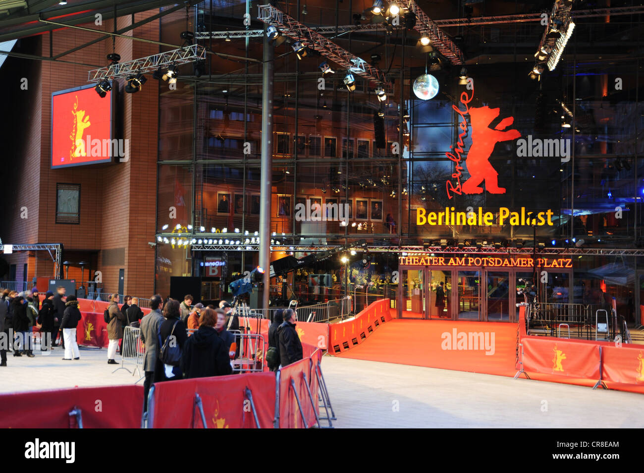 Tappeto rosso al di fuori della Berlinale Palast, 61° Festival Internazionale del Cinema di Berlino, Germania, Europa Foto Stock