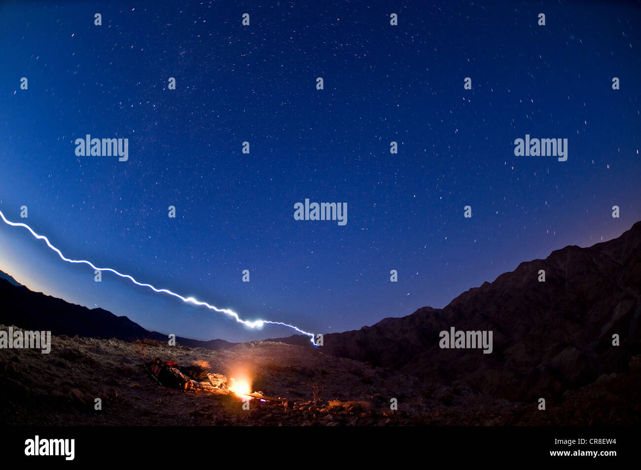 Deserto campfire nel Parco Nazionale della Valle della Morte, CALIFORNIA, STATI UNITI D'AMERICA Foto Stock