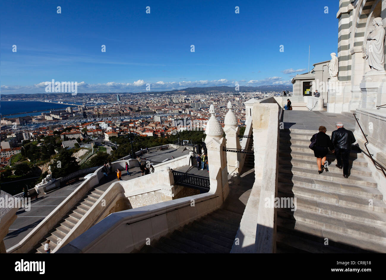 Francia, Bouches du Rhone, Marsiglia, capitale europea della cultura 2013, panoramica da Notre Dame de la Garde basilica Foto Stock
