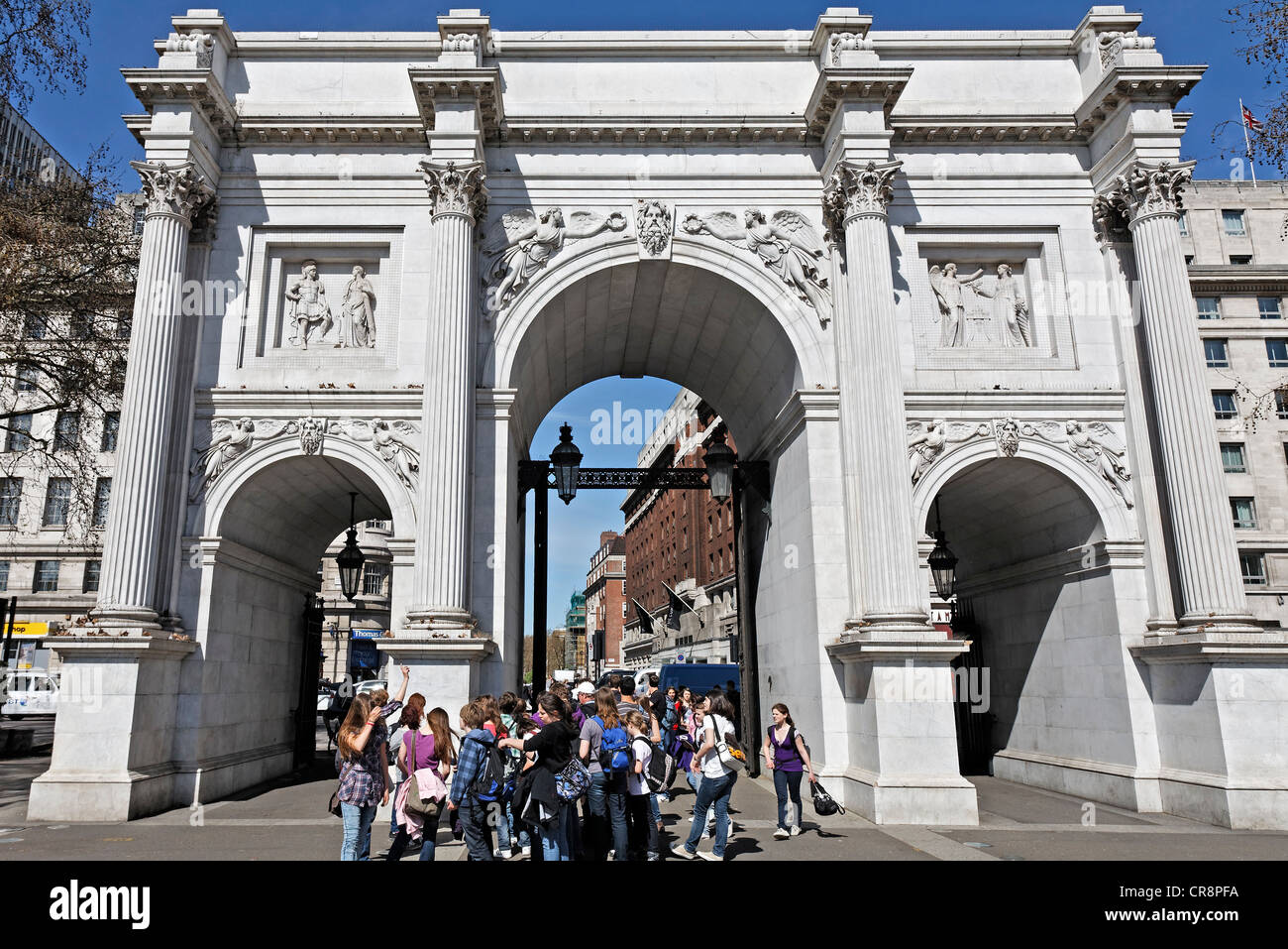 I bambini a scuola scampagnate, Marble Arch, London, England, Regno Unito, Europa Foto Stock