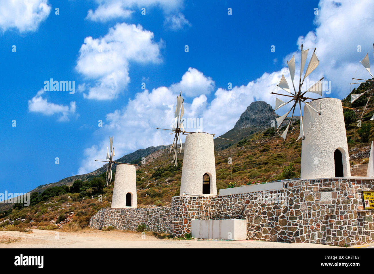 Mulini a vento, altopiano di Lassithi, Creta, Grecia, Europa Foto Stock
