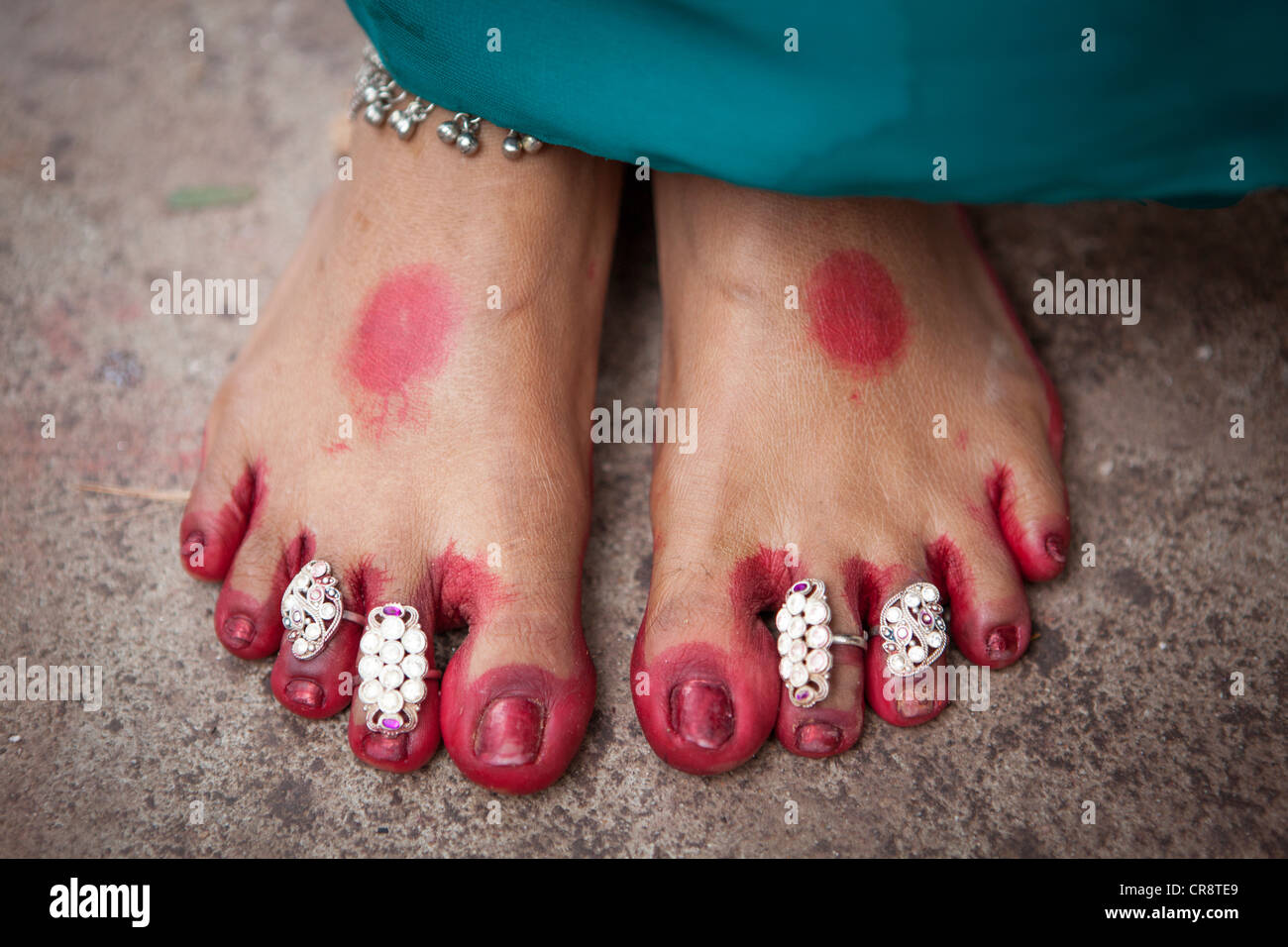 Anello del dito del piede immagini e fotografie stock ad alta risoluzione -  Alamy