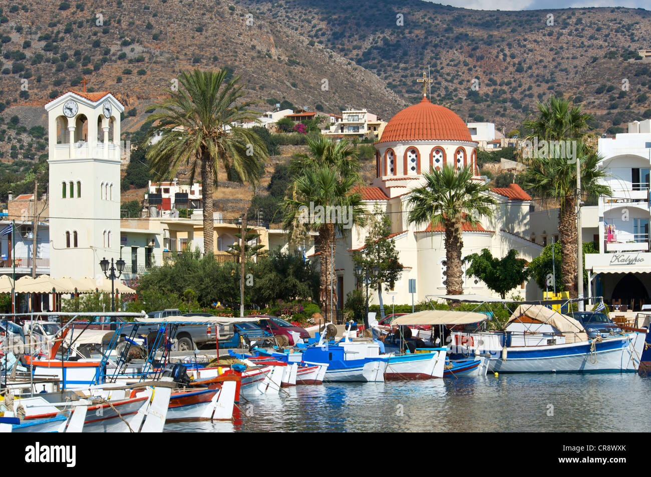 Le barche nel porto di elounda, Creta, Grecia, Europa Foto Stock