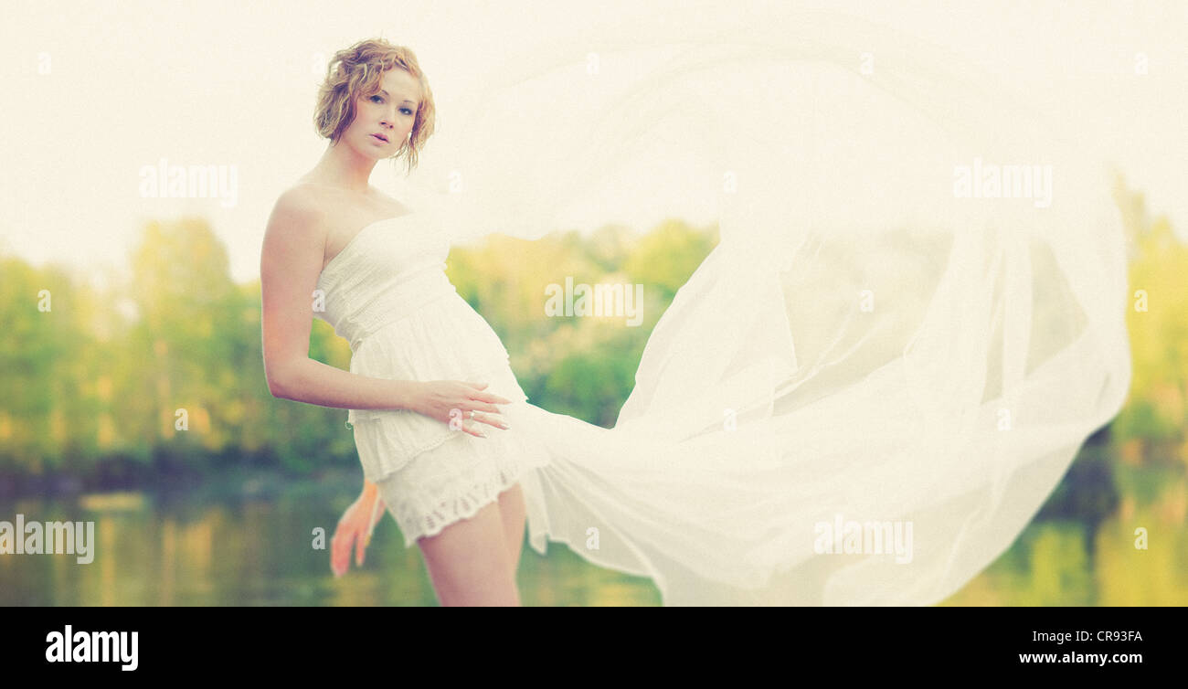 Un estate ritratto di un estate bruna Foto Stock