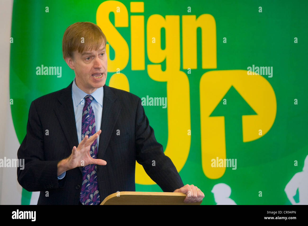 Visita ministeriale di Stephen Timms a Sportspark all'UEA a Norwich per il Dipartimento del Lavoro e delle pensioni Foto Stock