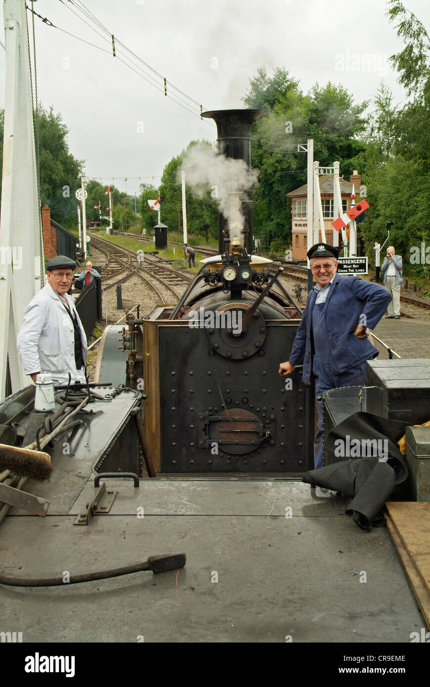 Didcot centro ferroviario con una replica esatta del vasto calibro Fire Fly, costruita originariamente nel 1840. Foto Stock