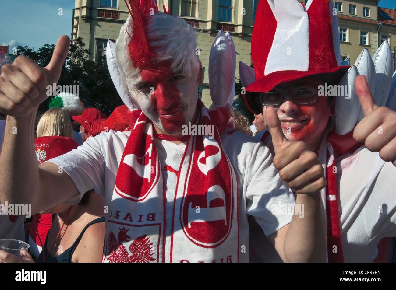 Gli appassionati di calcio durante EURO 2012 Campionato di calcio alla zona della ventola al Rynek (Piazza del Mercato) a Wrocław, Bassa Slesia regione, Polonia Foto Stock