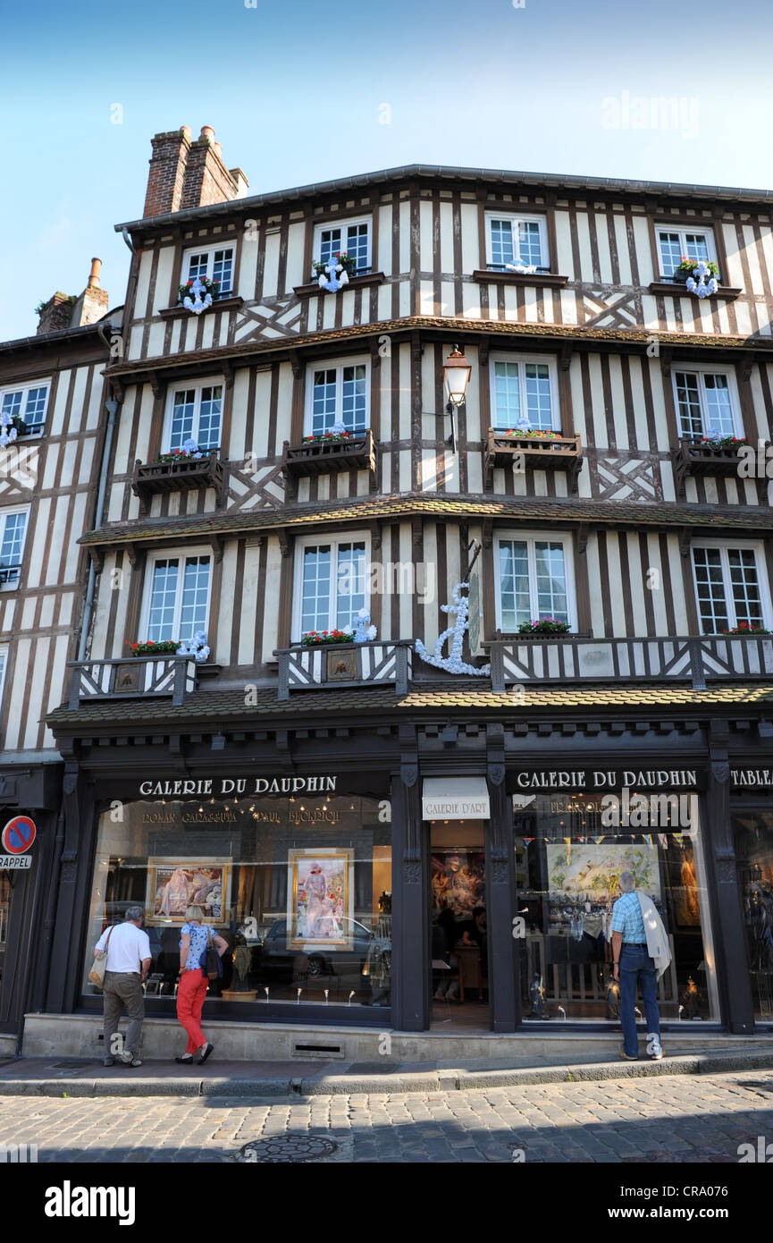 Galleria d'Arte shop Honfleur Normandia Francia Foto Stock