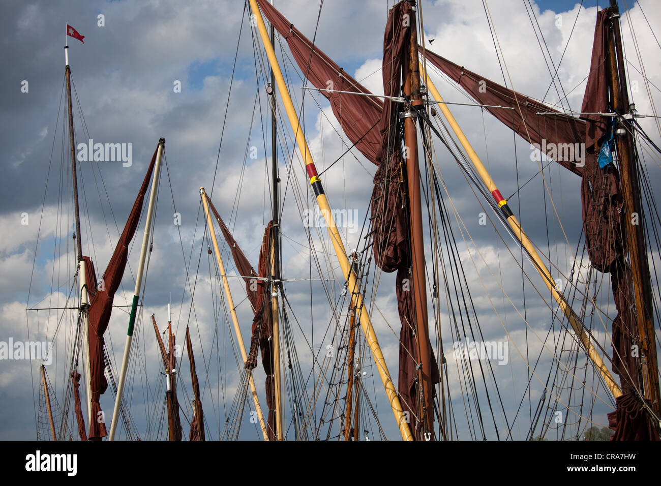 Thames chiatte a vela a montanti Foto Stock