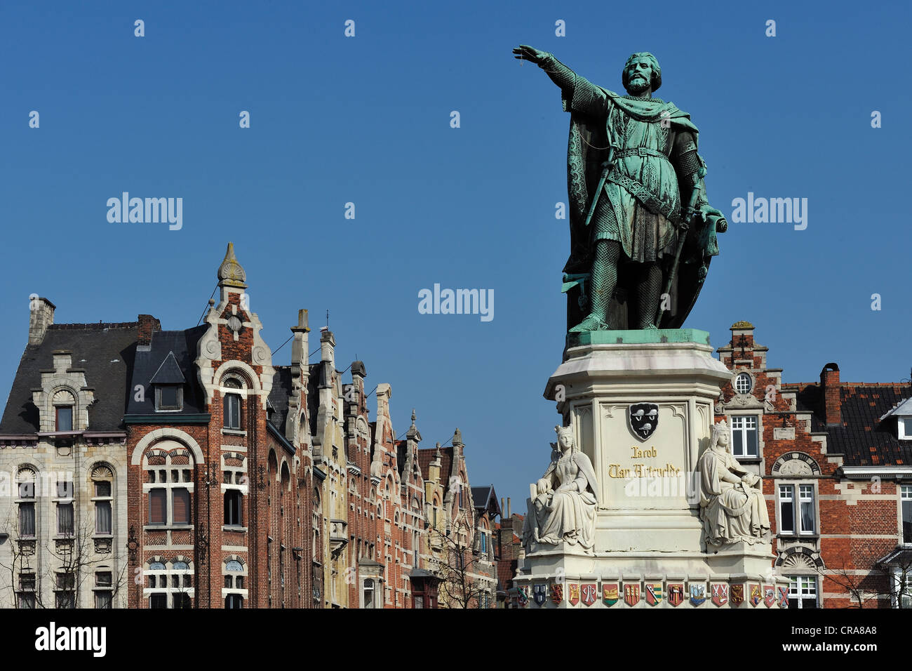 Statua di Jacob van Artevelde sul mercato del venerdì a Gand, Fiandre, in Belgio, Europa Foto Stock