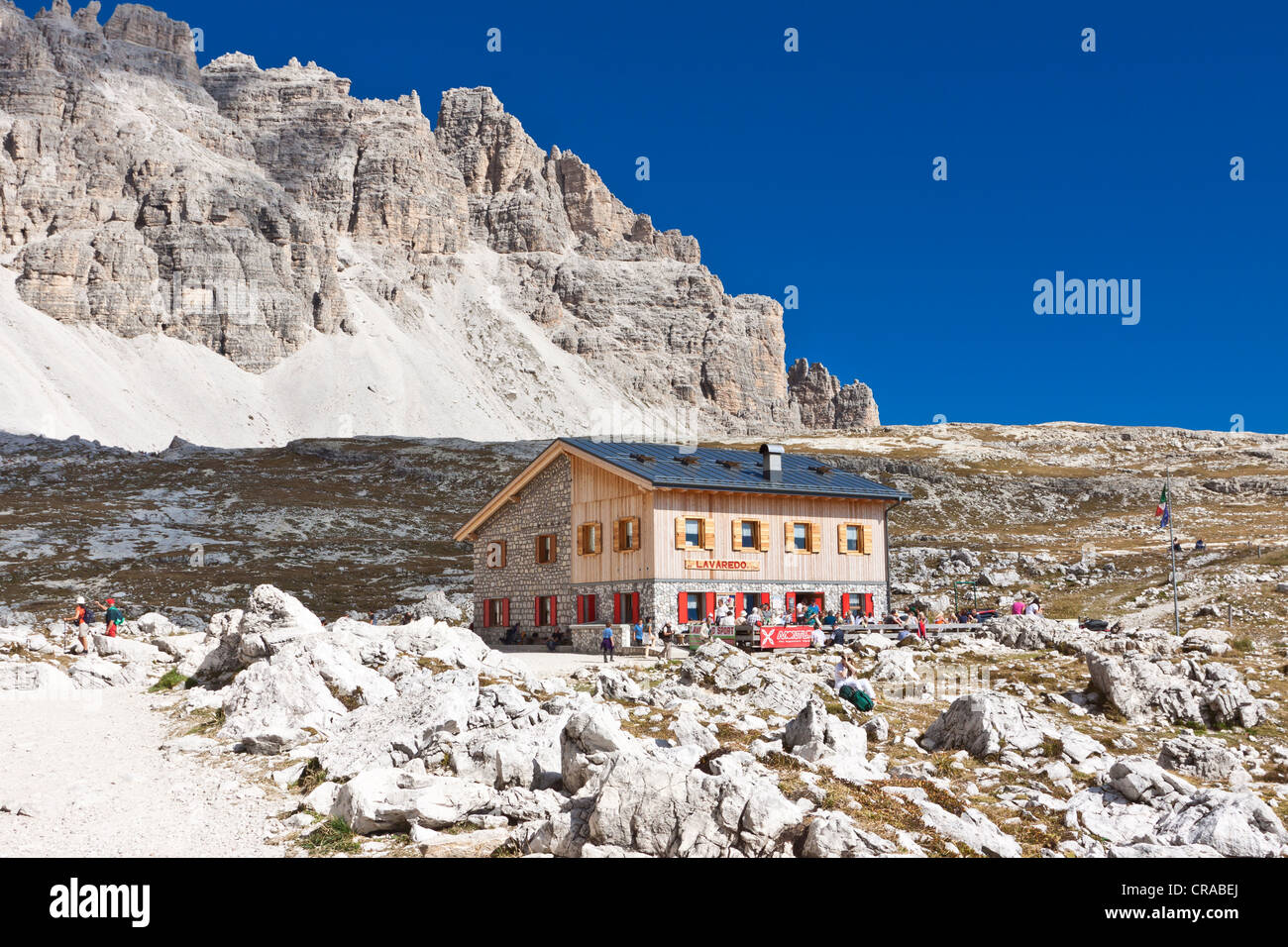Rifugio Lavaredo, Tre Cime di Lavaredo, Drei Zinnen, Dolomiti, Italia, Europa Foto Stock