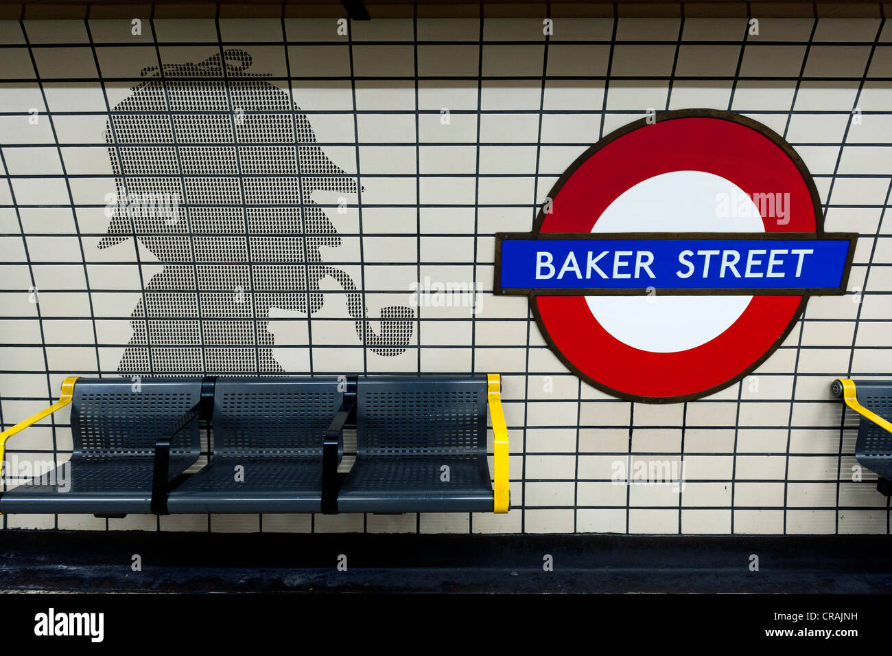 Stazione della metropolitana di Baker Street, silhouette di Sherlock Holmes, London, England, Regno Unito, Europa Foto Stock