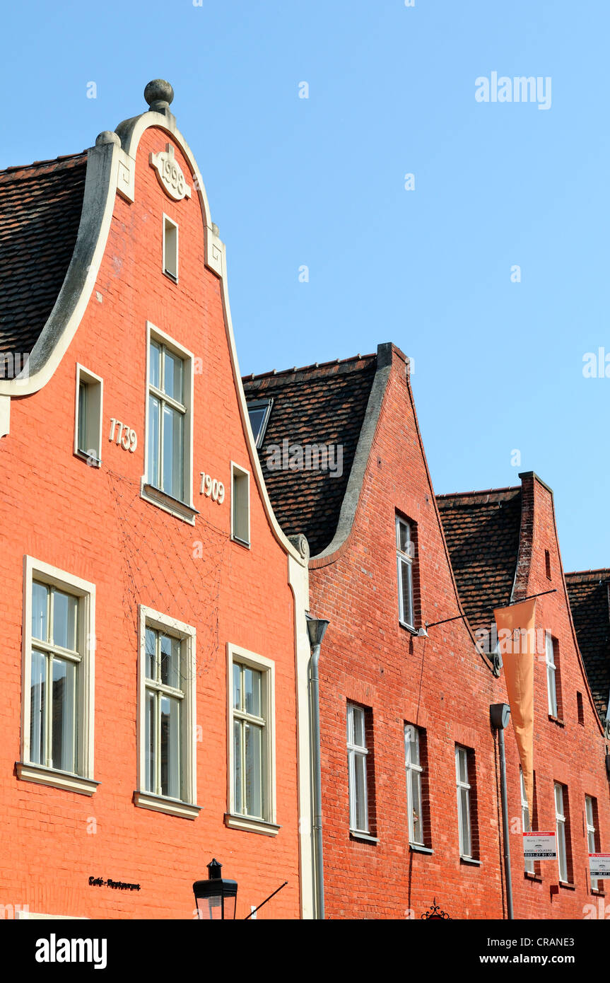 Tipica architettura nel quartiere olandese, Mittelstrasse, Potsdam, Brandeburgo, Germania, Europa Foto Stock