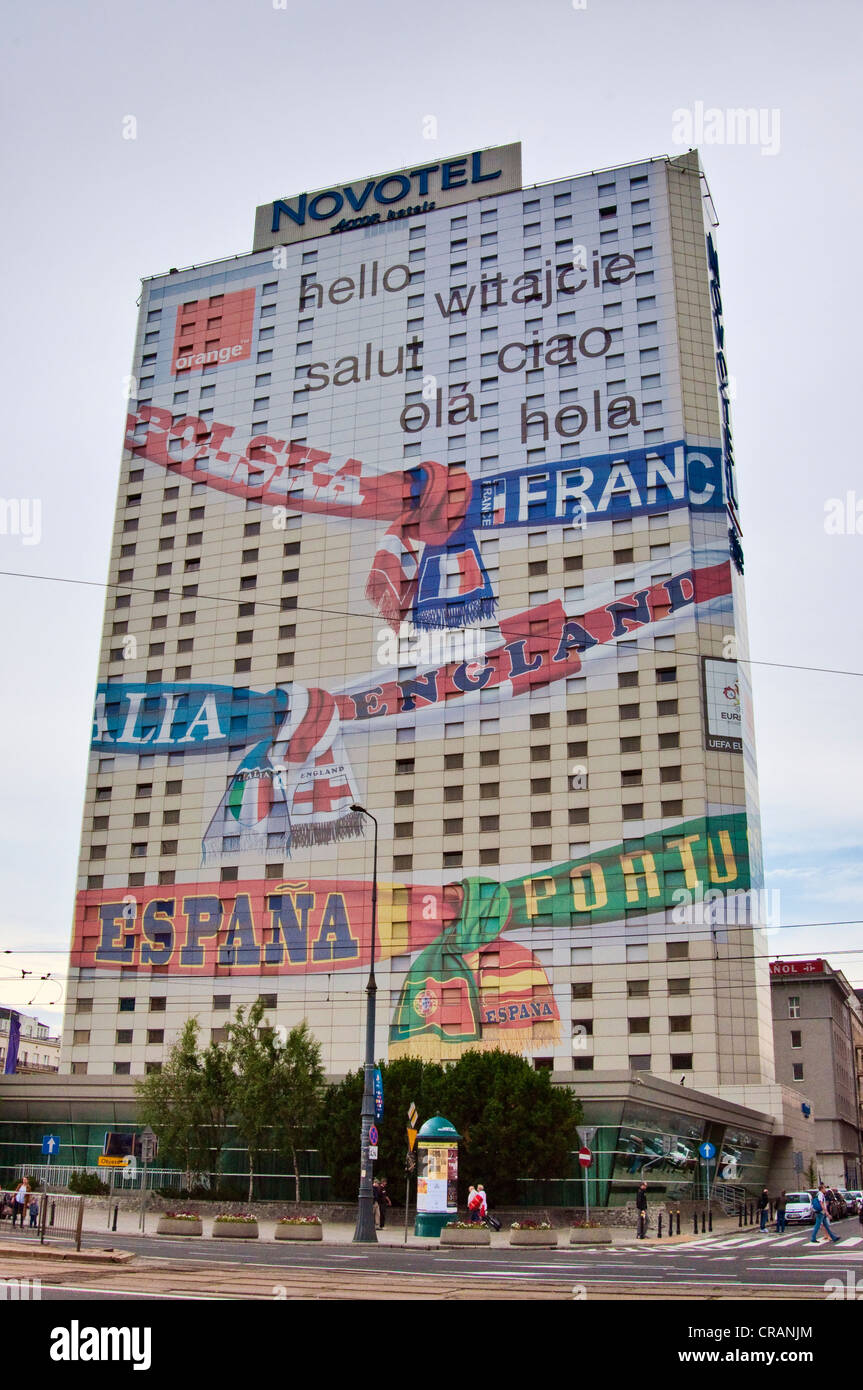 Novotel, ex Hotel Forum, decorate per EURO 2012 di Calcio in Varsavia, Polonia Foto Stock