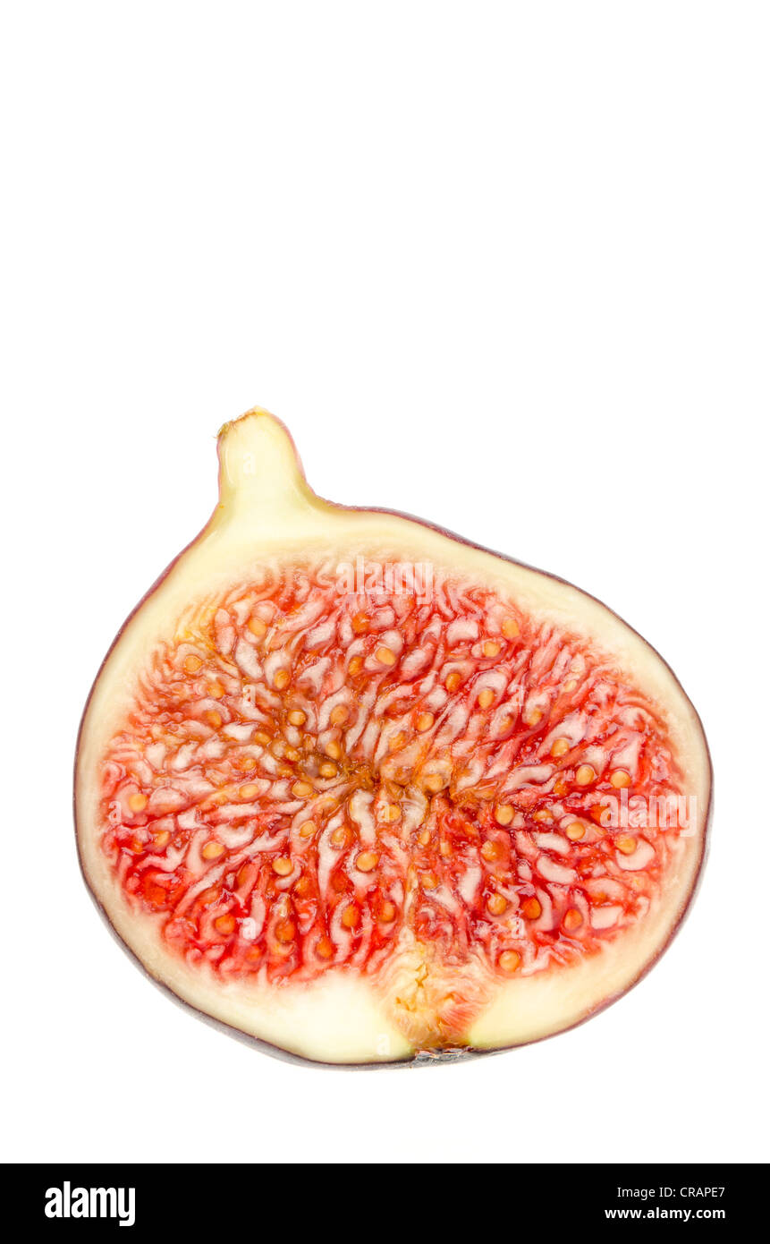 Una fetta di fresco fig - studio shot con uno sfondo bianco Foto Stock