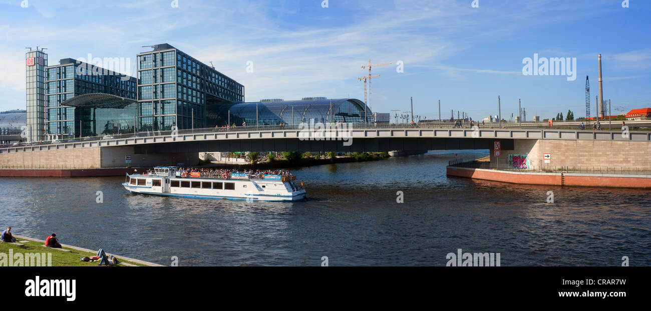 Berlino la stazione ferroviaria centrale di Berlino, Germania, Europa Foto Stock