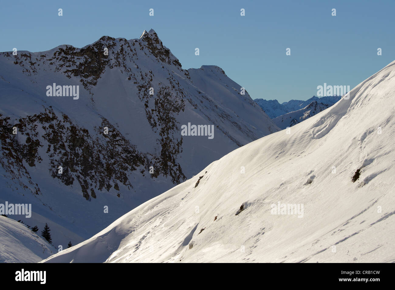 Cime coperte di neve nella zona di Nebelhorn Foto Stock