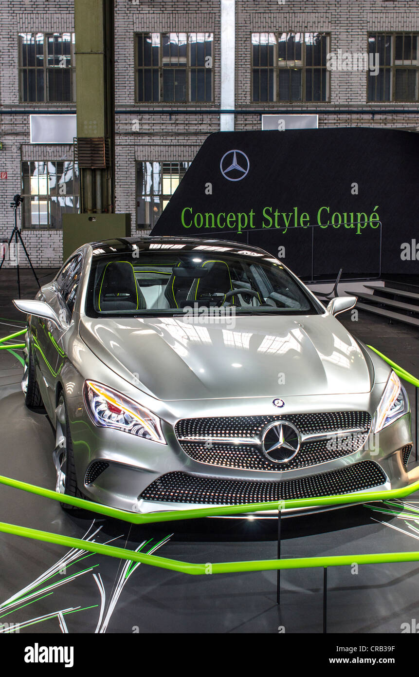 Mercedes-Benz Concept Style Coupé sul display DMY (Festival Internazionale del Design di Berlino 2012. Foto Stock