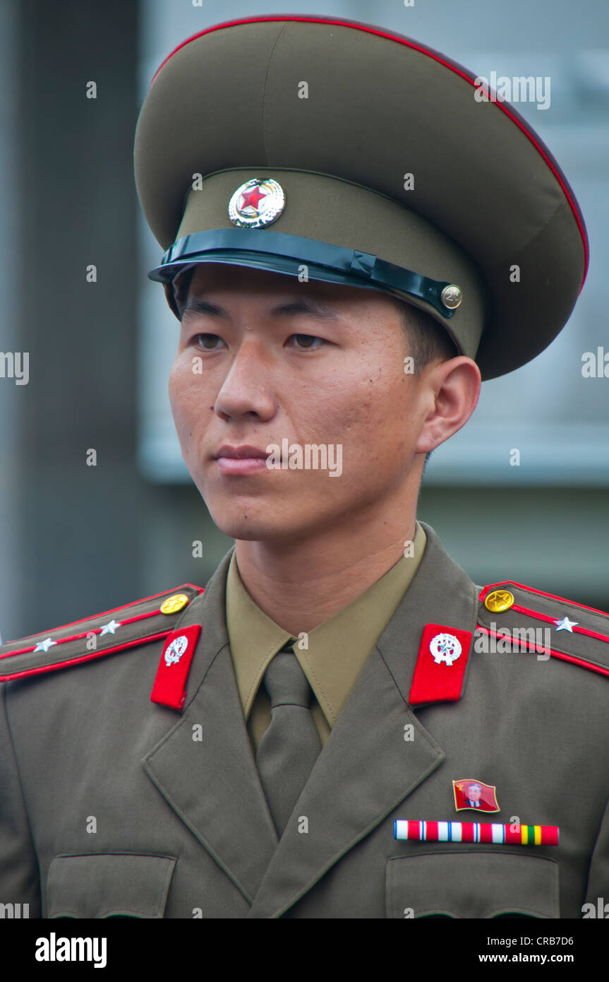 Guardia di confine in Panmunjeom, sul confine tra Corea del Nord e Corea del Sud, Asia Foto Stock