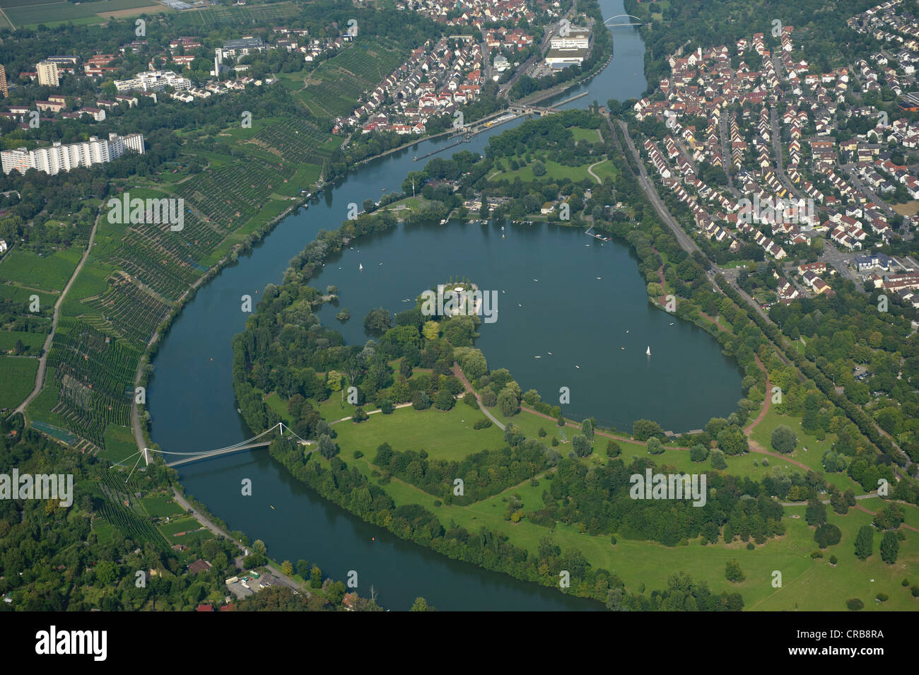 Vista aerea, Lago Max-Eyth-vedere, un lago artificiale sul fiume Neckar ai piedi dei vigneti tra Muehlhausen e Hofen Foto Stock