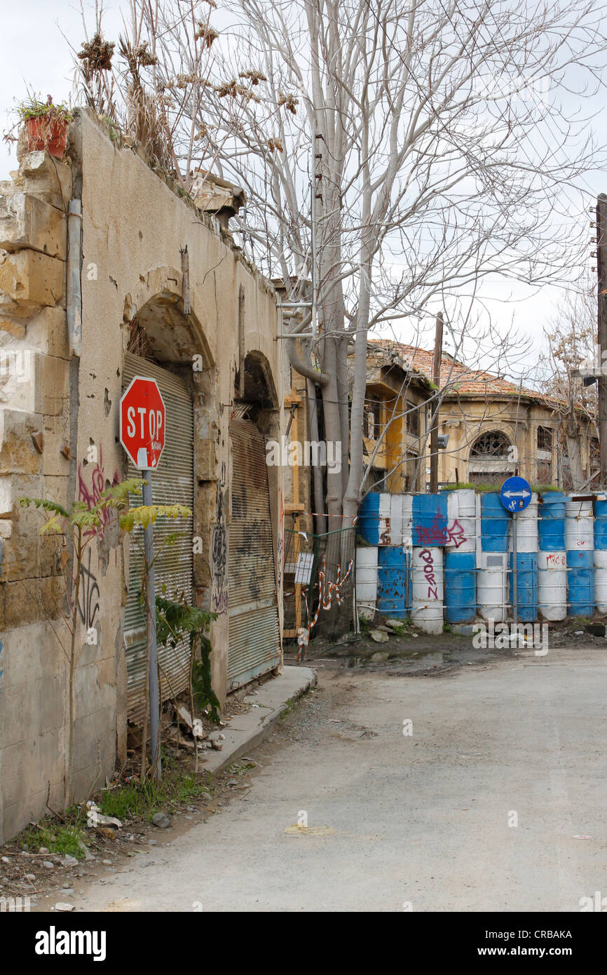 Confine Greek-Turkish nella città divisa di Nicosia, Cipro, Europa Foto Stock