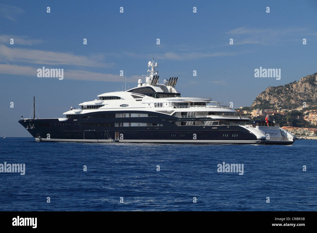 Motoryacht 'Serene', 133.9m, costruito nel 2011 da yacht builder Fincantieri Yachts e di proprietà di Yuri Scheffler, off Monaco Foto Stock