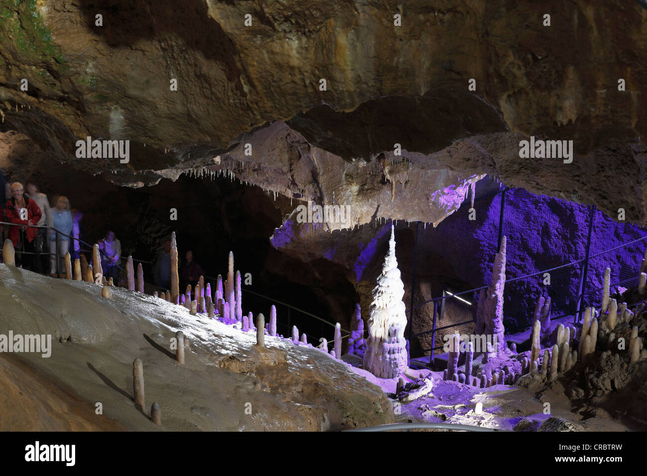 Devil's Cave, Pottenstein, piccola Svizzera, Alta Franconia, Franconia,  Baviera, Germania, Europa Foto stock - Alamy